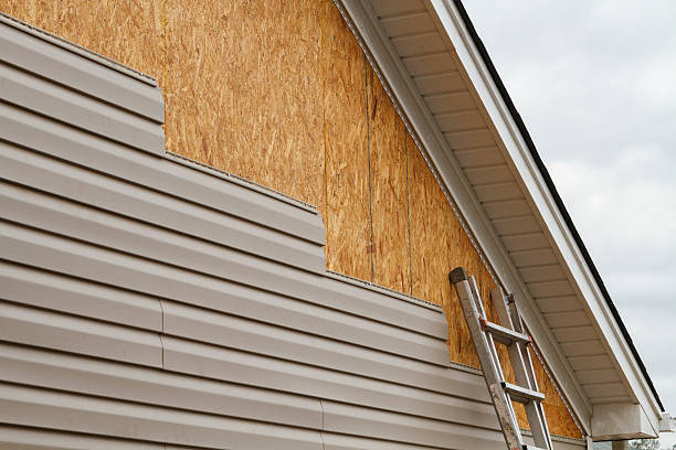 24/7 Emergency Siding experts in Clinton, NC
